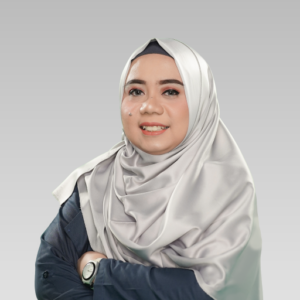 Penni, an experienced tax consultant specializing in corporate tax compliance and financial risk management